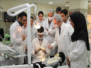 معرفی پزشک اتند به عنوان پزشک ارشد در بیمارستان های آموزشی و درمانی